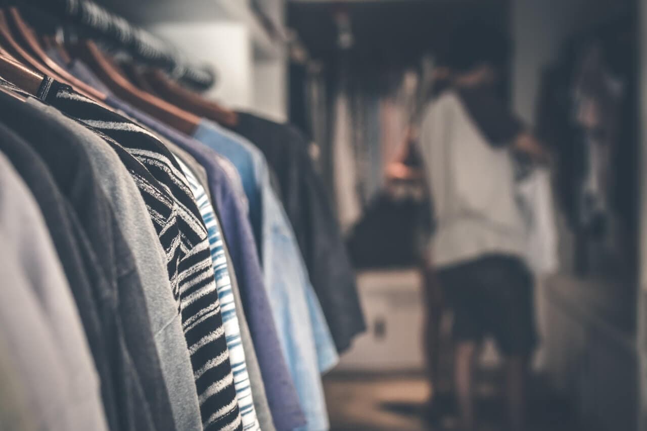 Apparel retail store